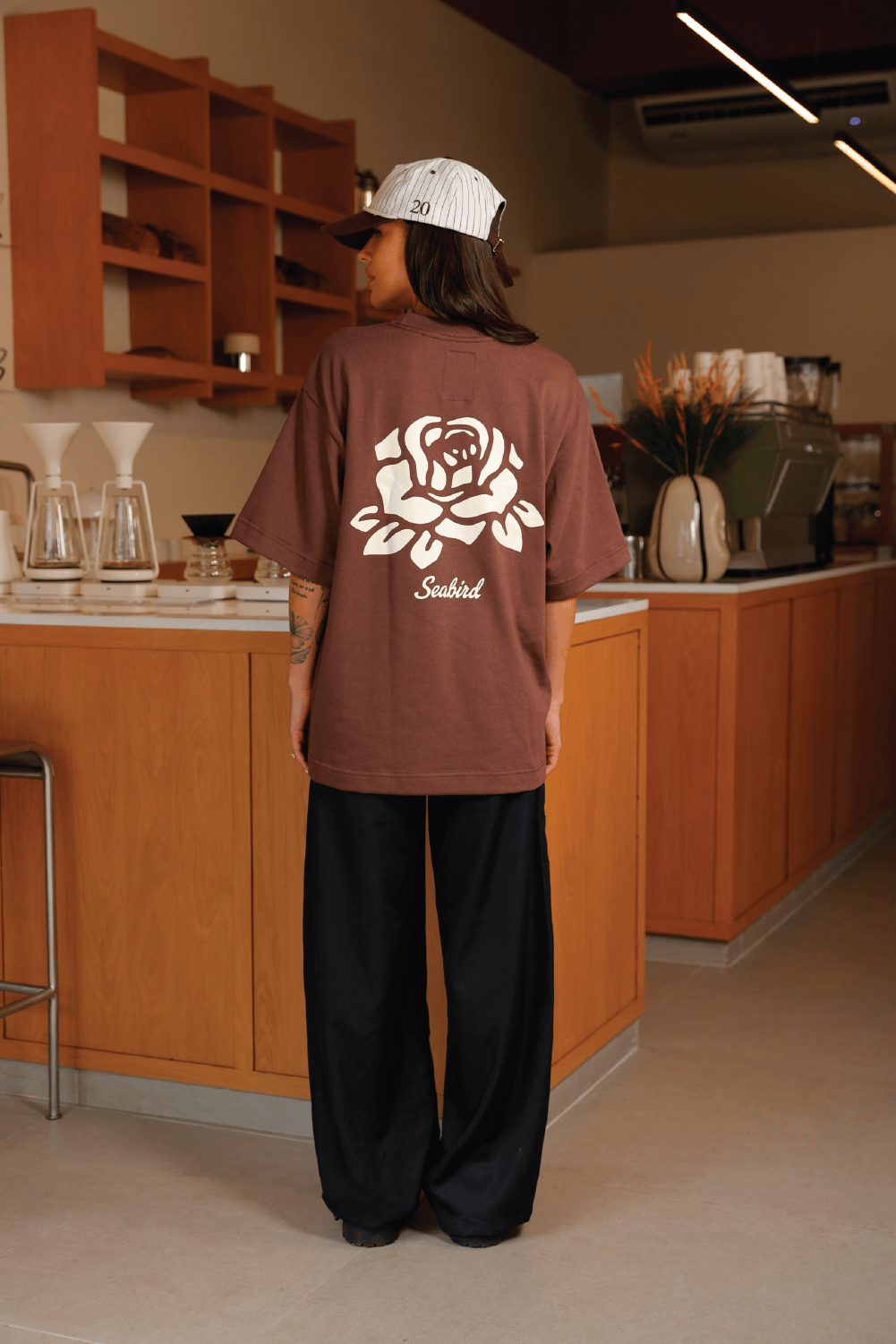 Roses Tee Marrom
