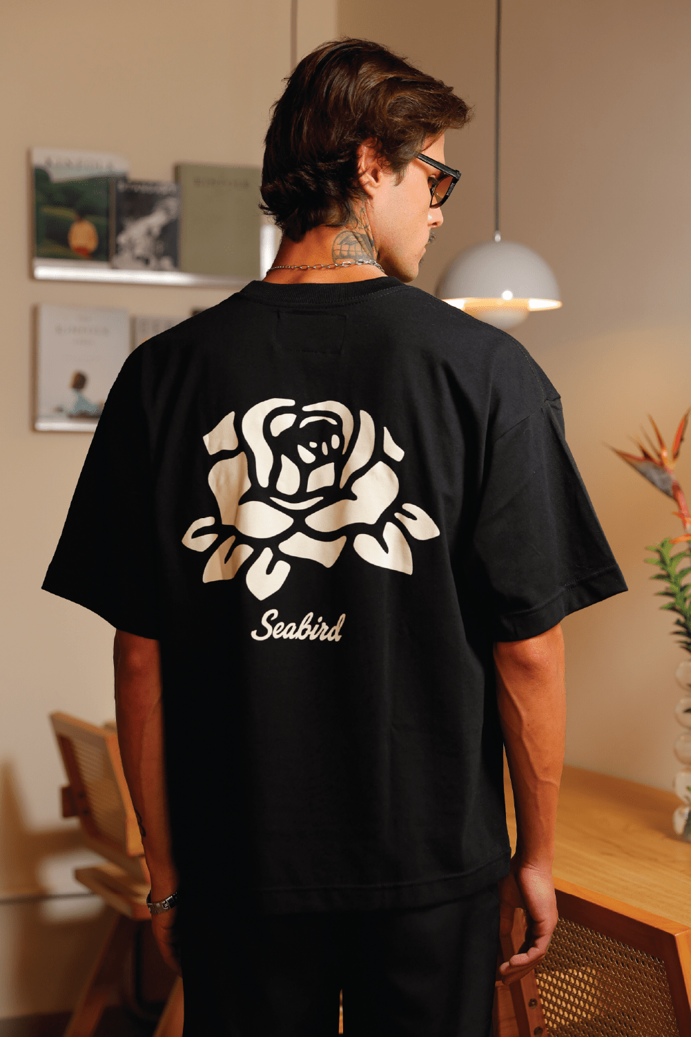 Roses Tee Boxy Preto